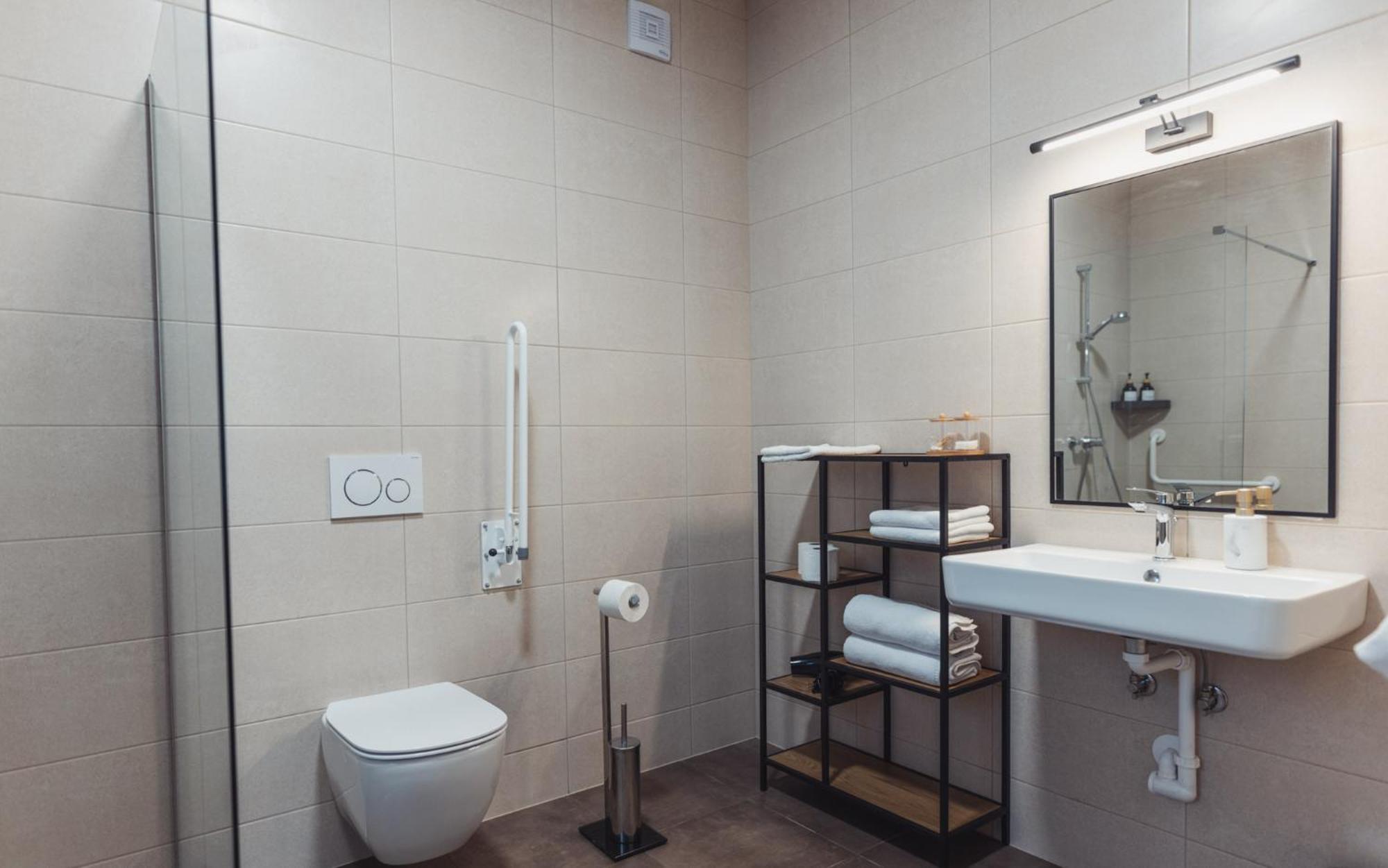 Hotel Hisa Na Ravnah Pišece Exteriér fotografie